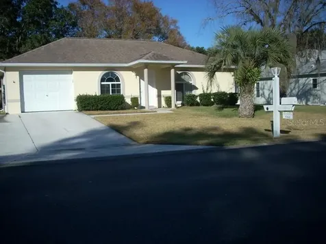 5261 NW 25th Loop Ocala FL 34482