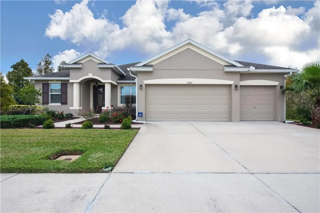 2343 Sebago Drive Lakeland FL 33805