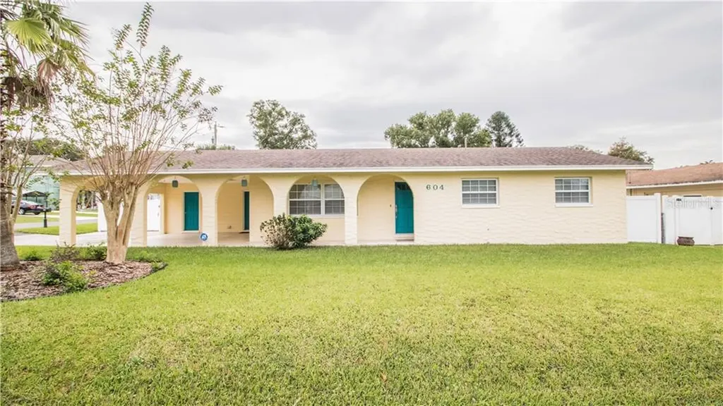 604 W Alamo Drive Lakeland FL 33813