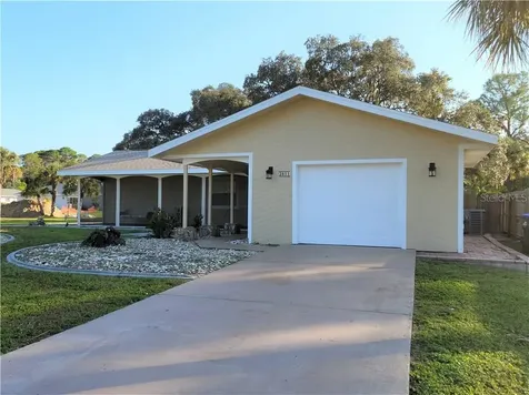 2811 Crane Avenue North Port FL 34286