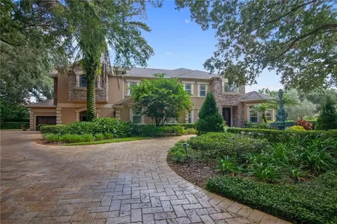 16603 Villalenda De Avila Tampa FL 33613