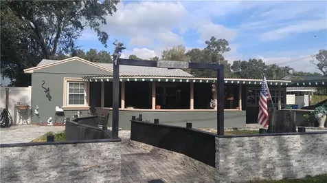 3025 W Meadow Street Tampa FL 33611