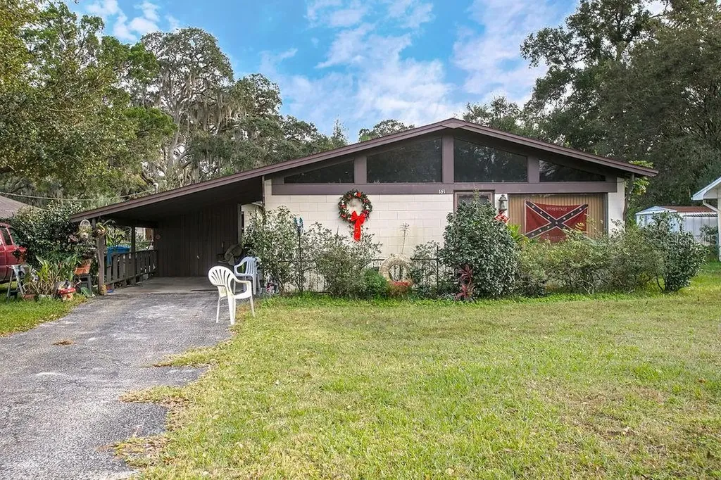 52 Melodie Lane Deland FL 32724