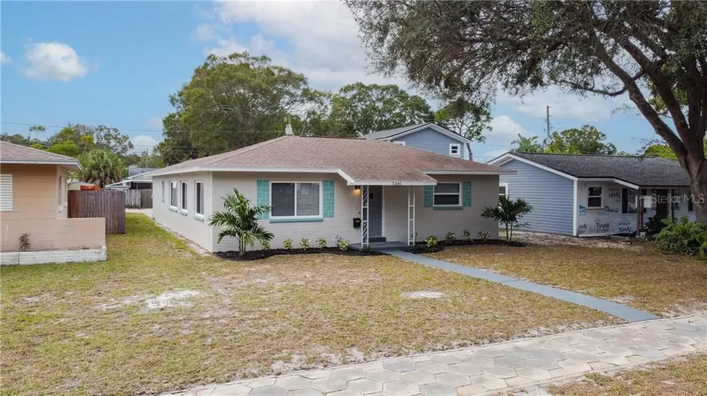 5346 Dartmouth Avenue N St Petersburg FL 33710