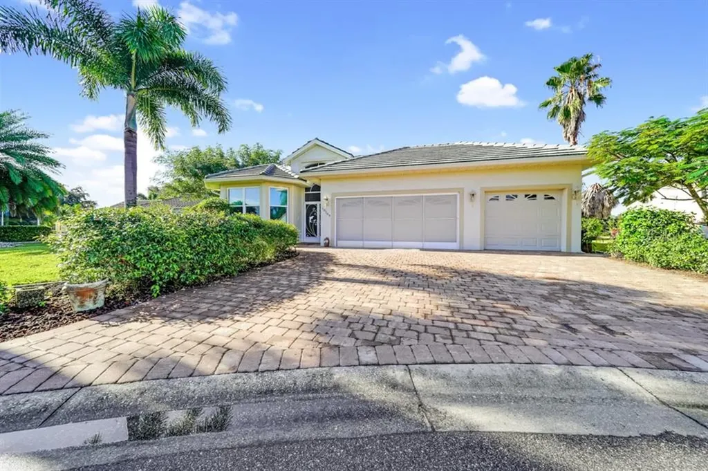 10269 Shadow Run Court Punta Gorda FL 33955