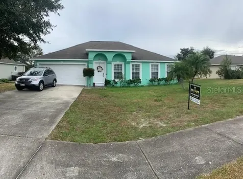 2556 Courtland Boulevard Deltona FL 32738