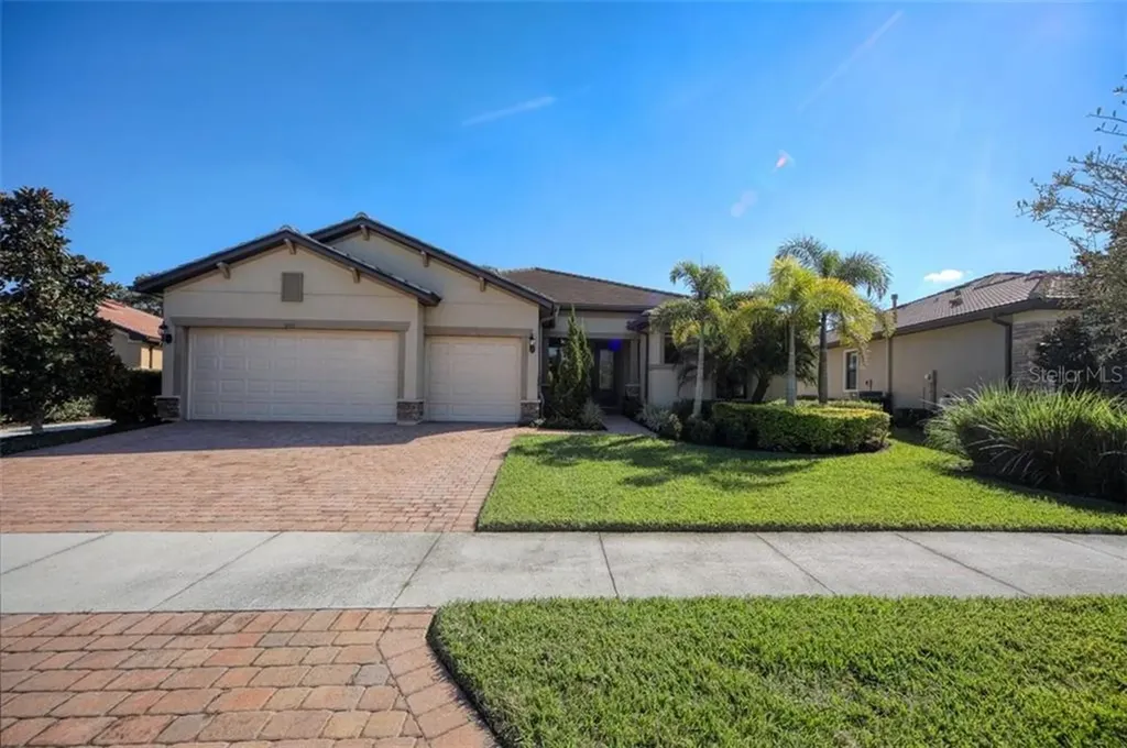 5911 Snowy Egret Drive Sarasota FL 34238