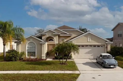 2401 The Oaks Boulevard Kissimmee FL 34746