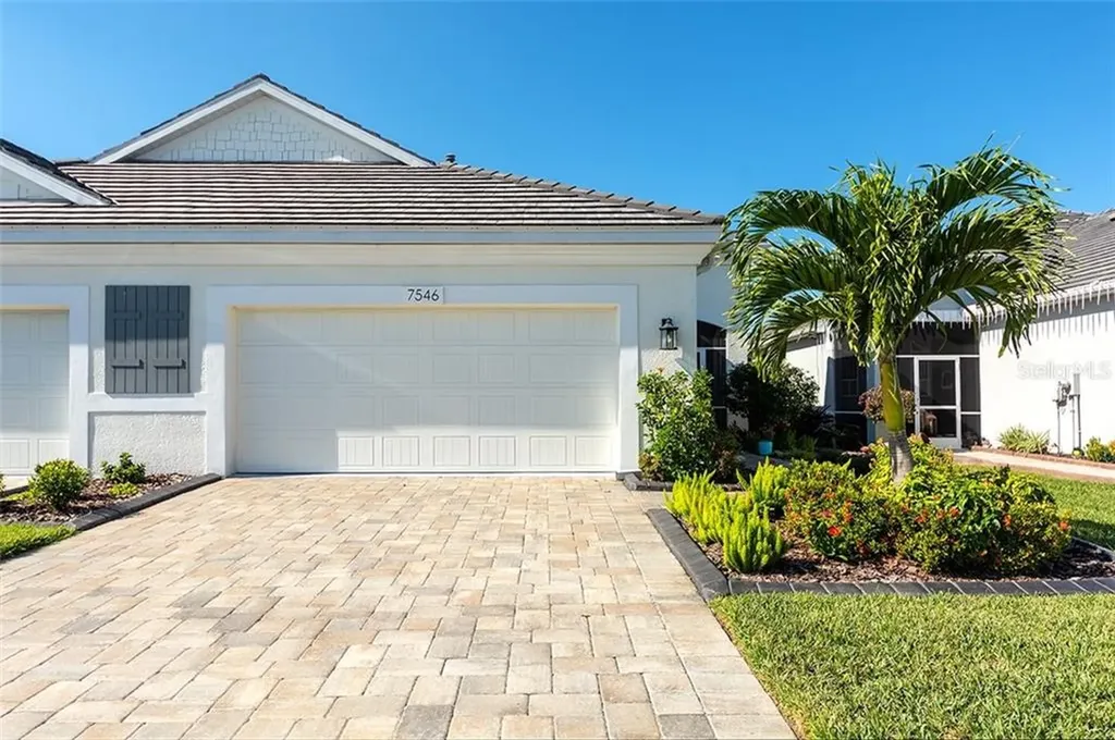 7546 Registrar Way Sarasota FL 34243