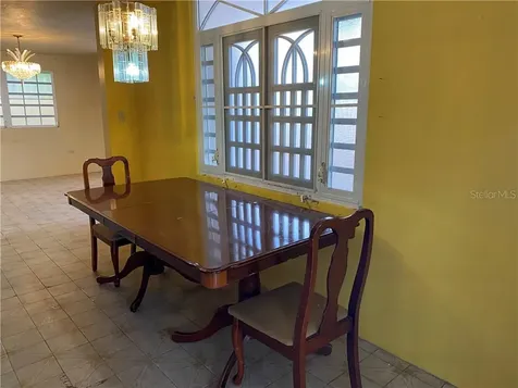 263 Jerusalen/nazaret Street Loiza PR 00772