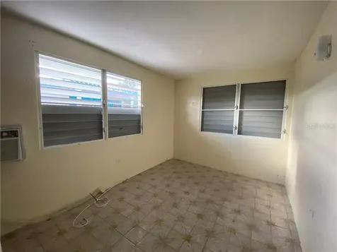 263 Jerusalen/nazaret Street Loiza PR 00772