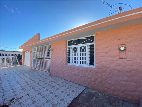 263 Jerusalen/nazaret Street Loiza PR 00772
