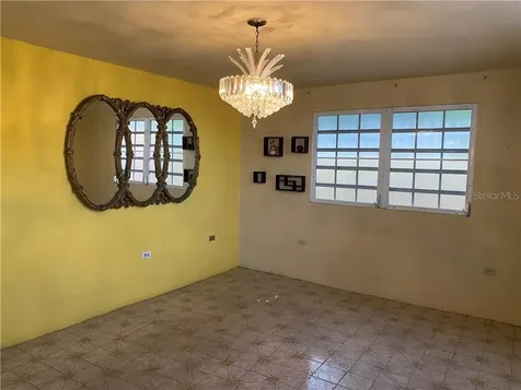 263 Jerusalen/nazaret Street Loiza PR 00772