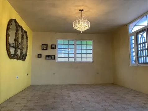 263 Jerusalen/nazaret Street Loiza PR 00772