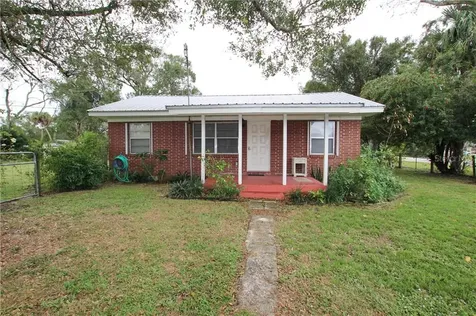909 SW 7th Avenue Okeechobee FL 34974
