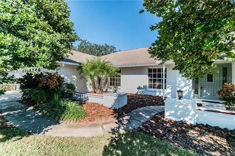 526 Sportsman Park Drive Seffner FL 33584