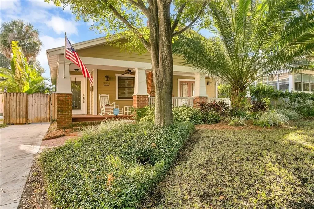 3004 W Sitios Street Tampa FL 33629