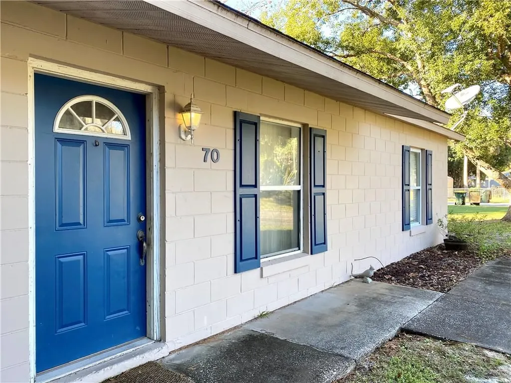 70 S Orange Avenue Umatilla FL 32784