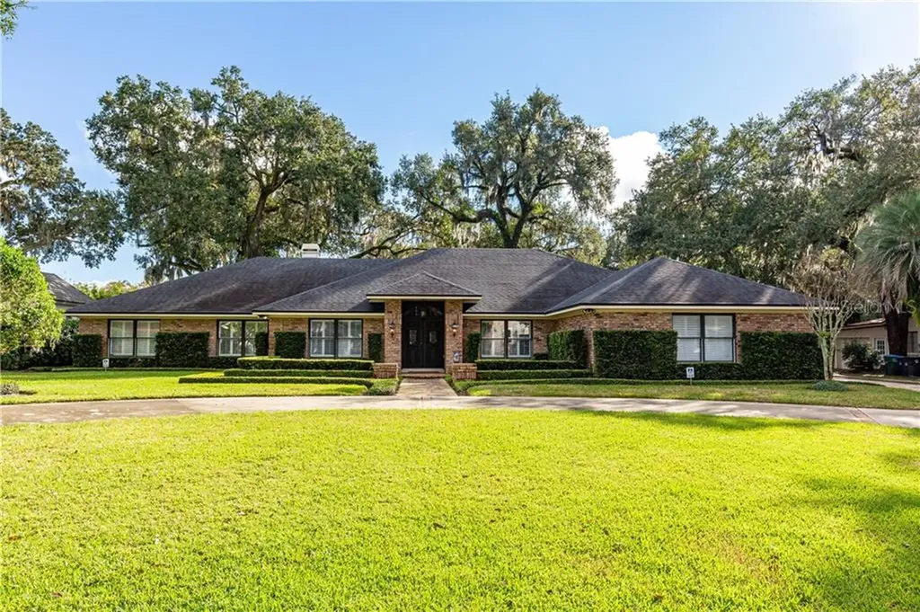 750 Via Lombardy Winter Park FL 32789