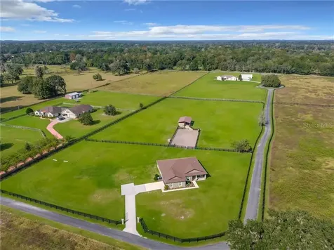 4265 SE 117th Place Belleview FL 34420