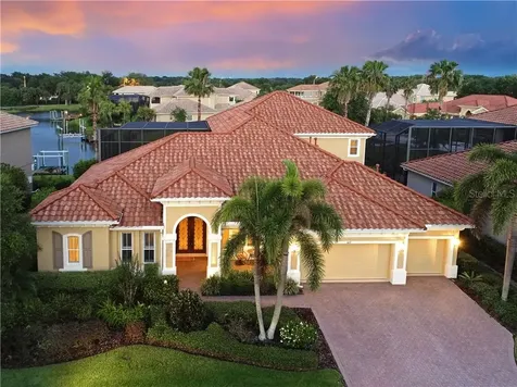 1019 Rainbow Court Bradenton FL 34212