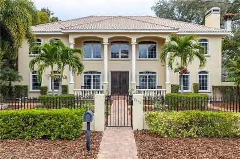 2615 W Tyson Avenue Tampa FL 33611