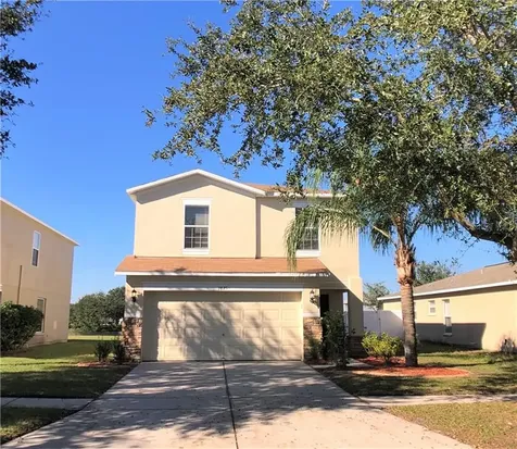 7825 Carriage Pointe Drive Gibsonton FL 33534