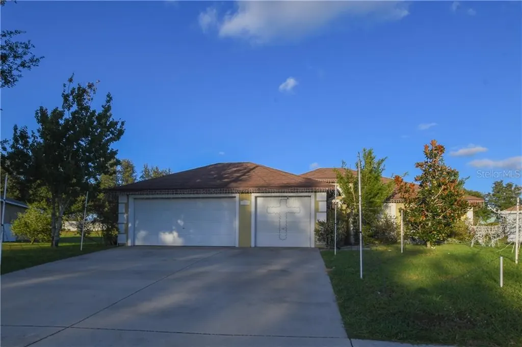 10105 Lenox Street Clermont FL 34711