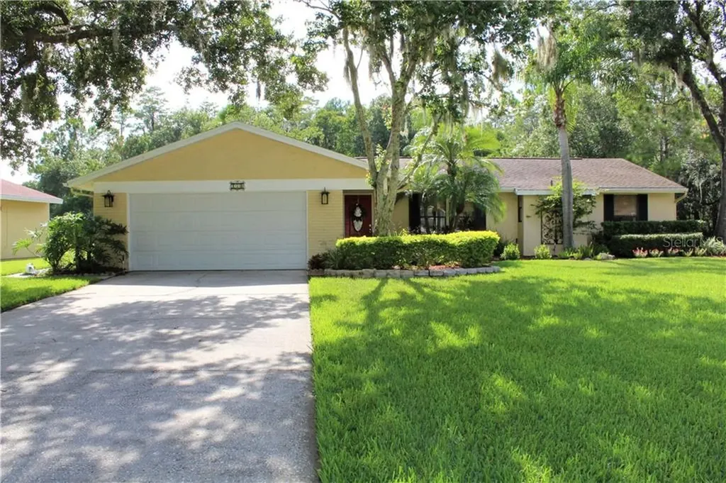 470 Cypress Lake Court Oldsmar FL 34677
