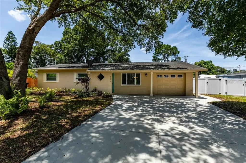 6694 21st Street N St Petersburg FL 33702