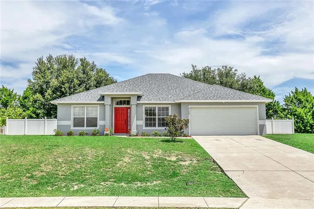 4106 Lake Bluff Drive Mascotte FL 34753