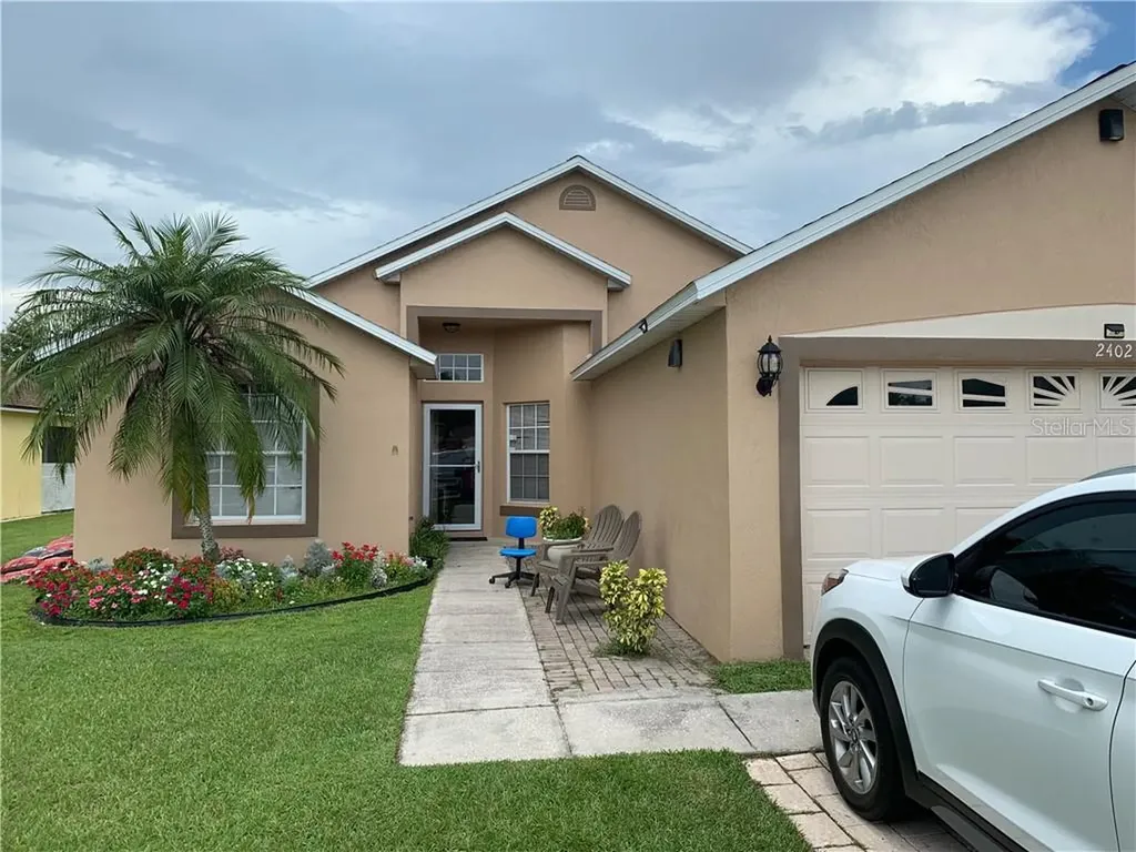 2402 Violet Court Kissimmee FL 34758