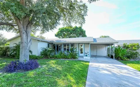 1810 Upper Glencoe Avenue Sarasota FL 34231