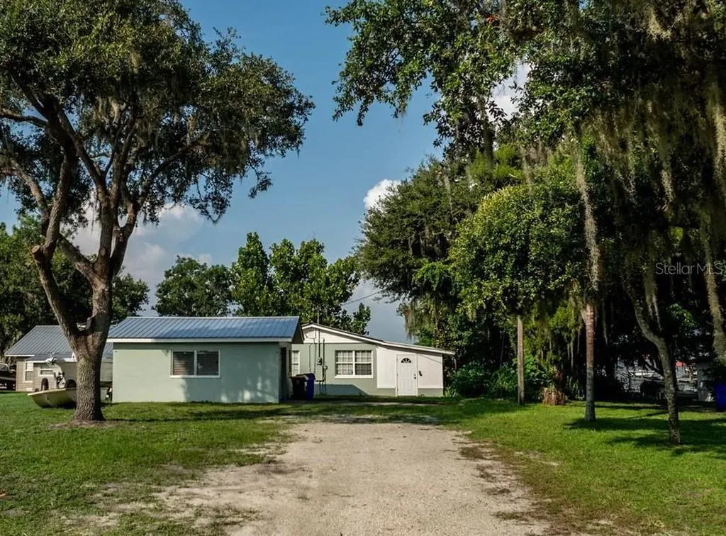 428 Lake June Road Lake Placid FL 33852