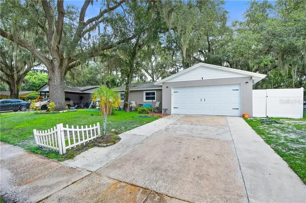 914 S Park Court Kissimmee FL 34741