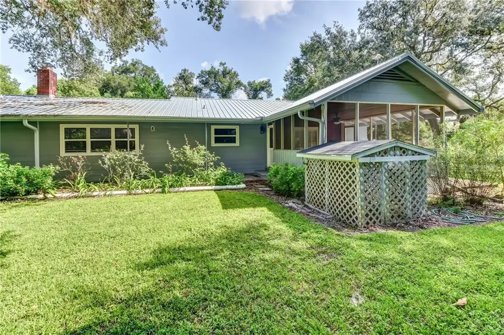 363 N Pine Street Pierson FL 32180