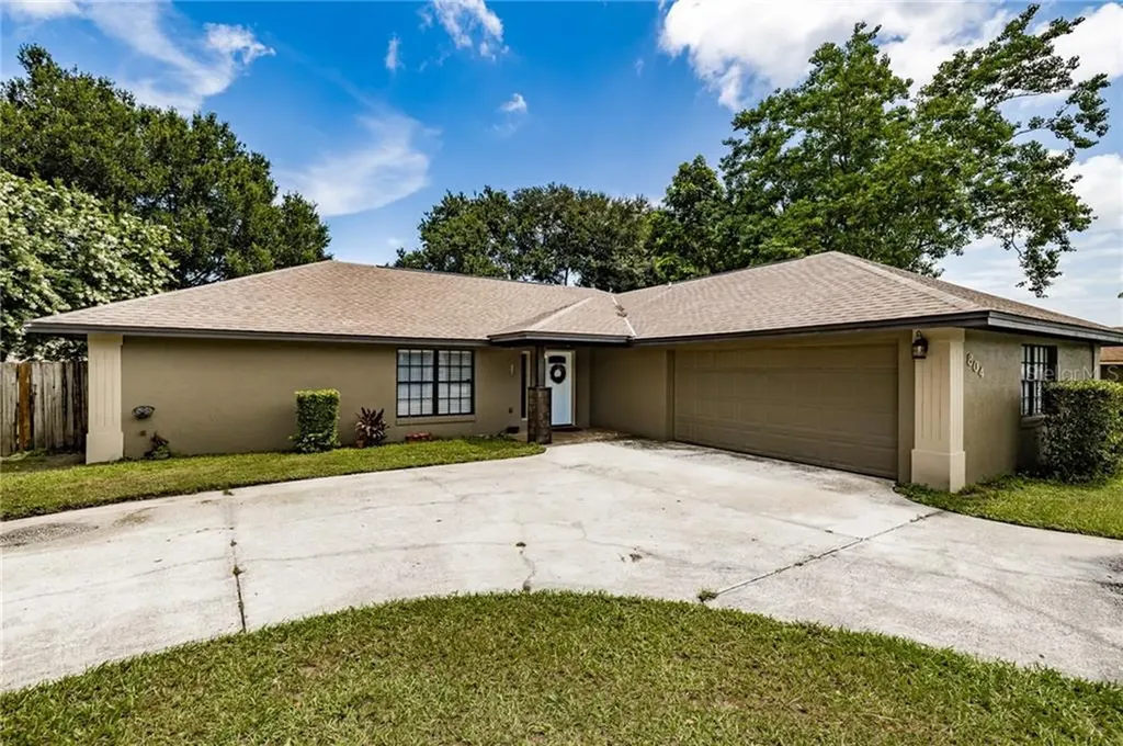 804 Cedar Knoll Drive N Lakeland FL 33809