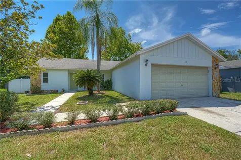 5008 Oakshire Drive Tampa FL 33625