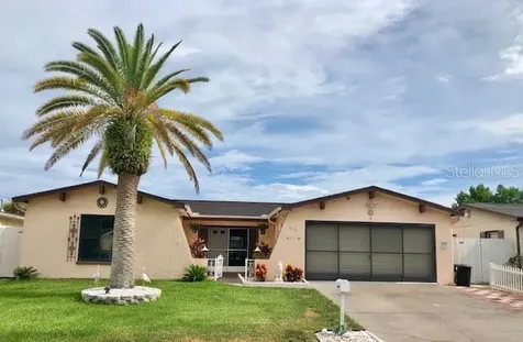 8446 Paxton Drive Port Richey FL 34668
