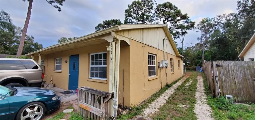 1340 Idlewild Court Sarasota FL 34243