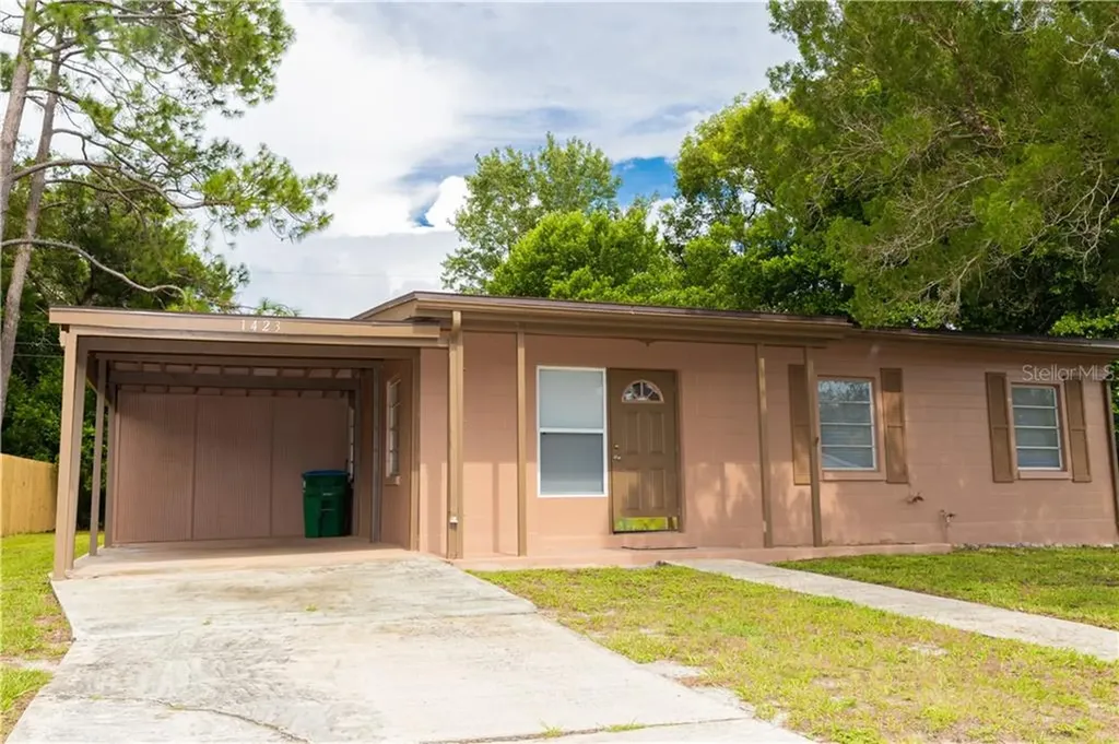 1423 Ambassador Avenue Deltona FL 32725