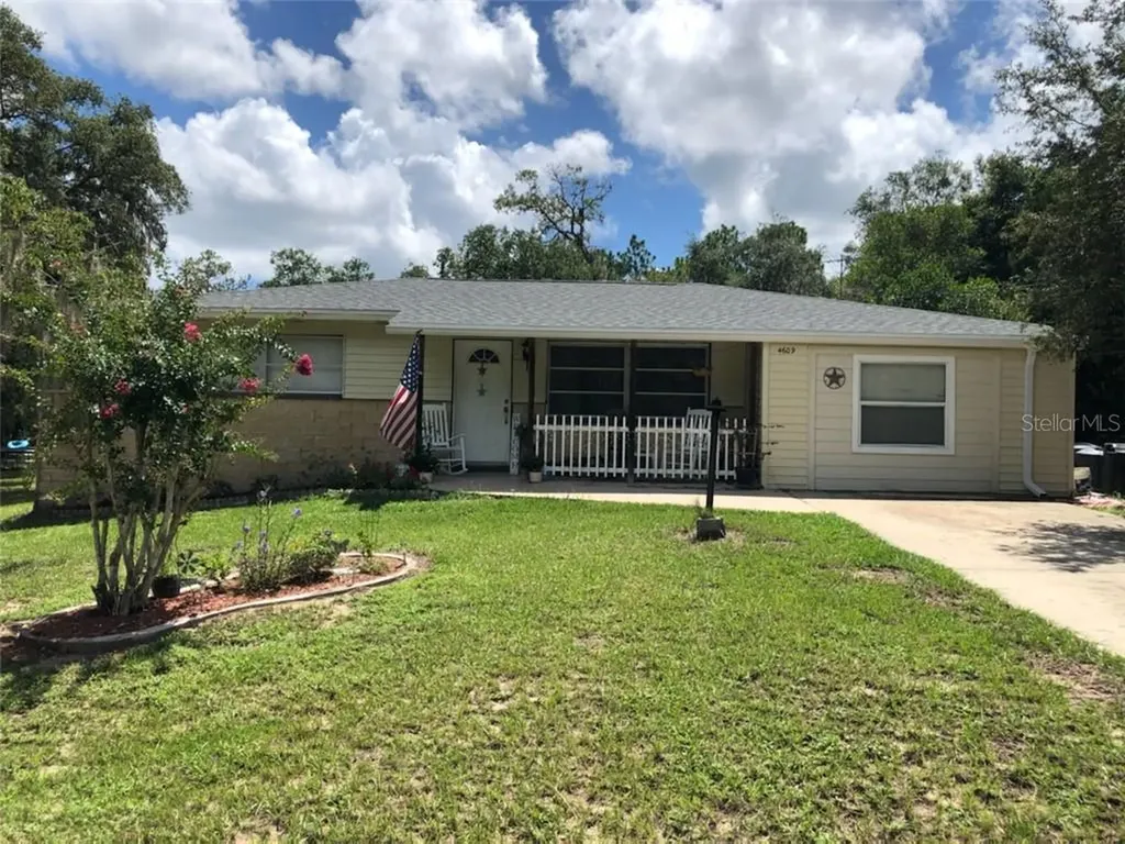 4609 SW Zinnia Court Dunnellon FL 34431