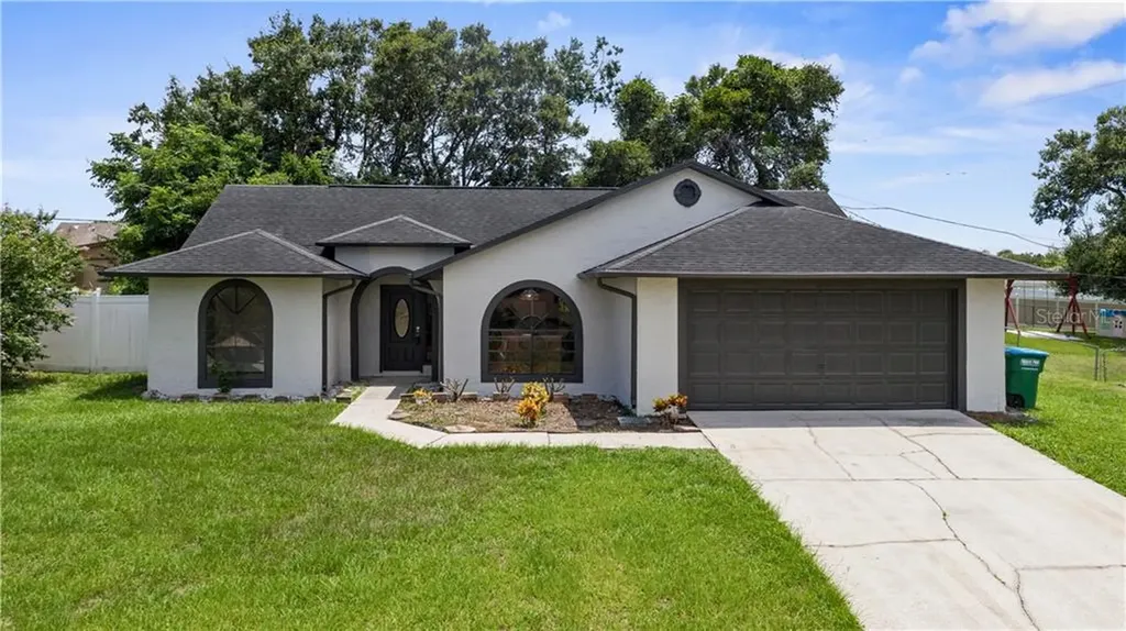 2251 Alton Road Deltona FL 32738