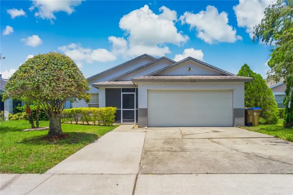 238 Indian Point Circle Kissimmee FL 34746