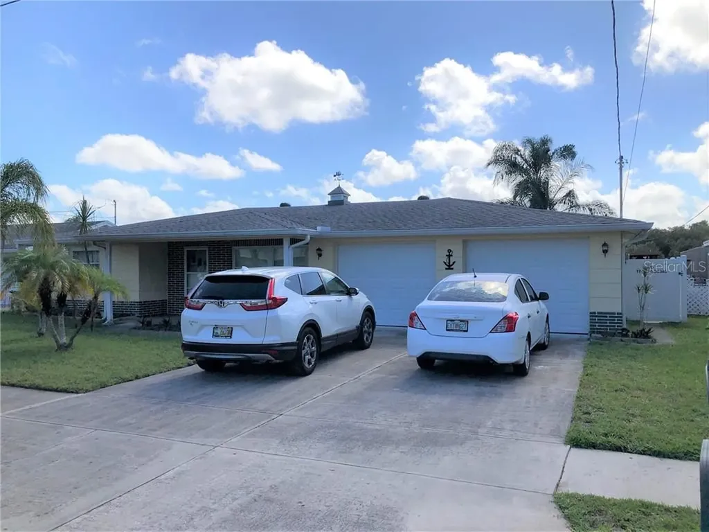 1352 Flotilla Drive Holiday FL 34690