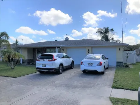 1352 Flotilla Drive Holiday FL 34690