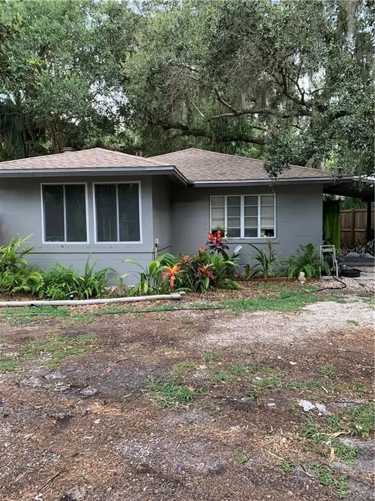 2823 Riverside Drive Sarasota FL 34234