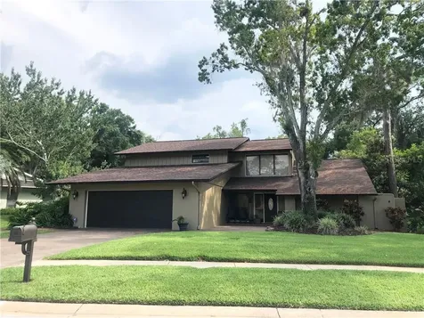 1392 Indian Trail N Palm Harbor FL 34683