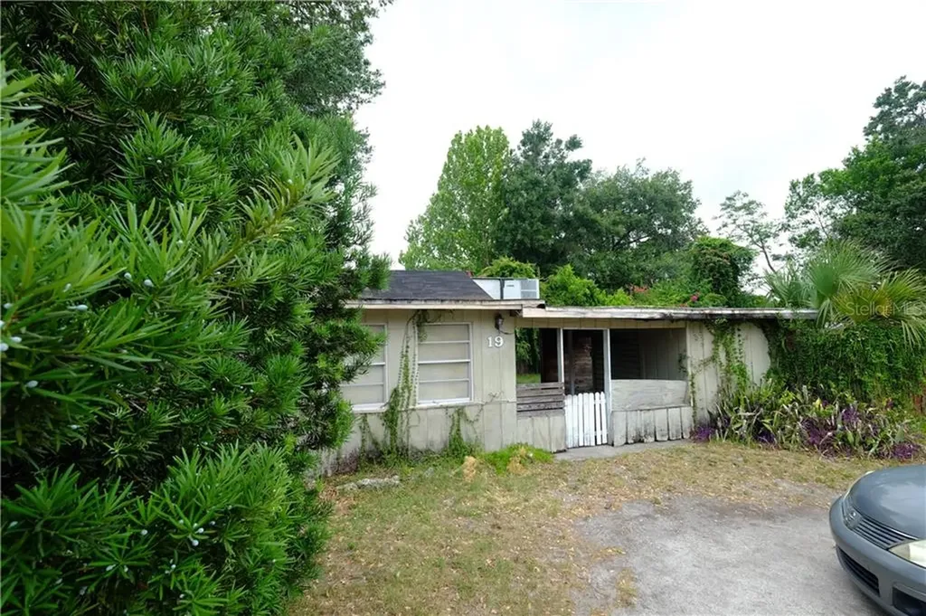 19 N Edwards Street Plant City FL 33563