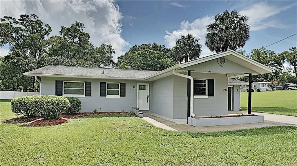 100 Clements Avenue Orange City FL 32763